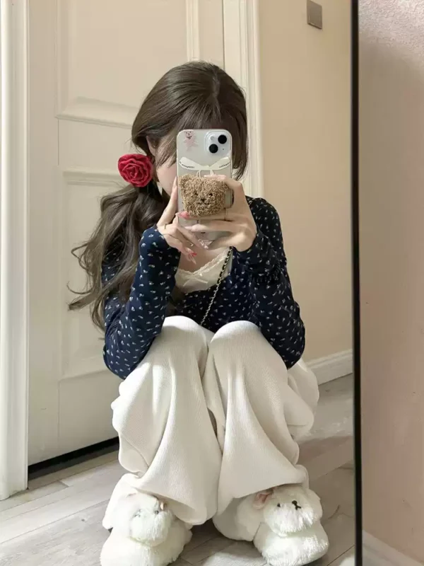 碎花蕾絲內搭修身打底上衣：圖片 2
