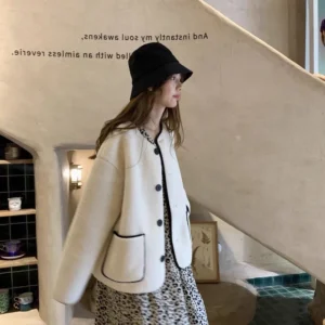 小香風羊羔毛外套